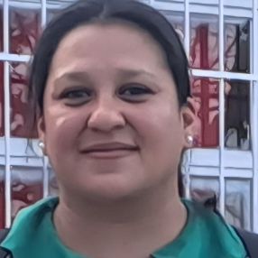 Vanina, Niñera en La rioja