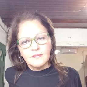 Mónica Analia, Babysitter in Ensenada
