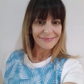 Estela Mary, Niñera en San Antonio de Padua