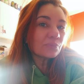Lourdes, Babysitter in Quilmes