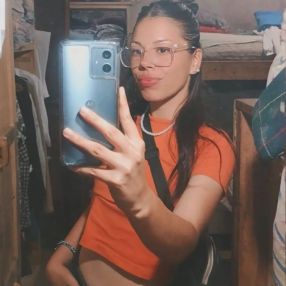 Florencia Nahir, Niñera en Monte Grande