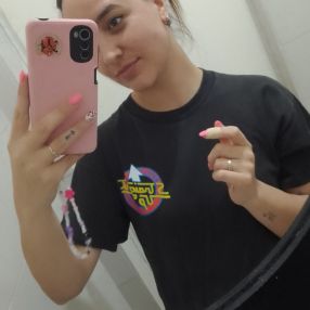Andrea Alejandra, Babysitter in General San Martin
