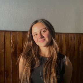 Daniela, Niñera en Villa España