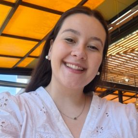 Sofia Belen, Niñera en San Justo