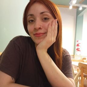 Keila, Niñera en William C. Morris