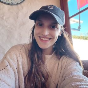 Martina, Babysitter in Junín