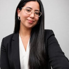 Melina, Niñera en Crespo