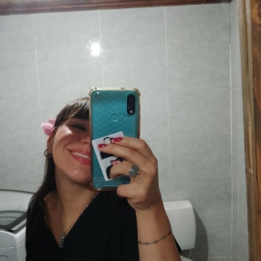 Camila, Niñera en Glew