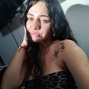 Melina Ailen, Babysitter in Los Polvorines