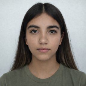 Mia, Niñera en General Pueyrredón