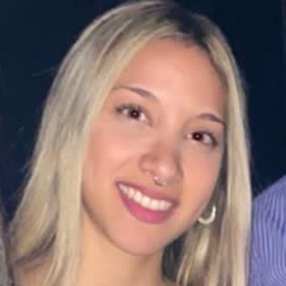 Leonela, Niñera en Alvear