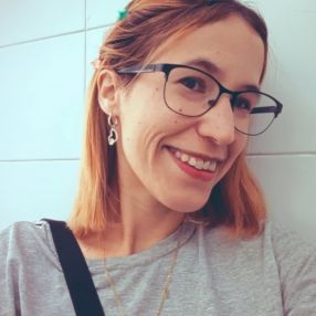 Clarisa, Niñera en 9 de Abril