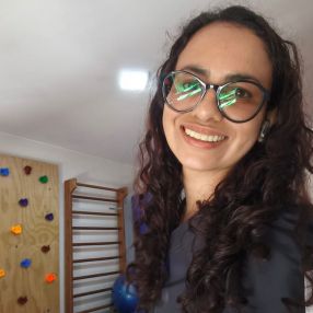 Karelys, Niñera en San Martin