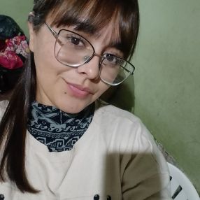 Daira Agustina, Niñera en Unquillo