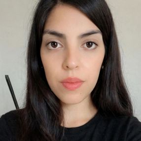 Agustina, Babysitter in Roldán