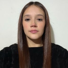 Valentina, Niñera en Villa Raffo