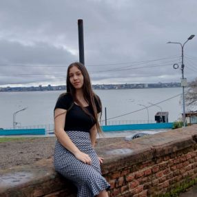 Lindsy, Niñera en Candelaria