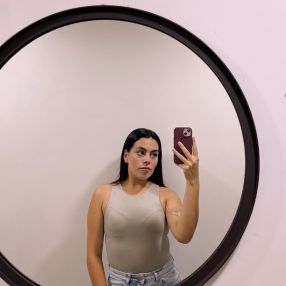 Jennifer, Babysitter in José Marmol