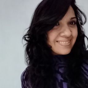 Brenda, Niñera en Zapala