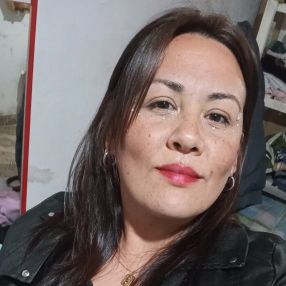 Brenda, Niñera en Capitán Bermúdez