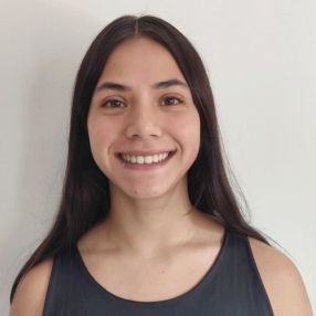 Rosario, Niñera en Crespo