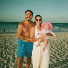 Nicole, Familia en Córdoba