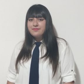 Ariana, Niñera en Gualeguay