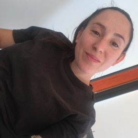 Karina, Niñera en Confluencia