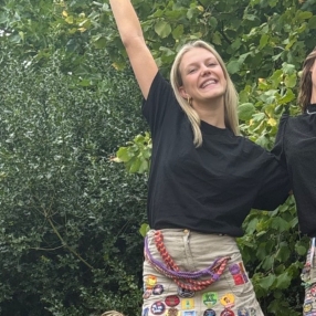 Amke, Babysit in Dentergem