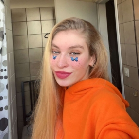 Kim, Babysit in Maasmechelen
