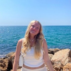 Jolien, Babysitter à Sint-Katelijne-Waver