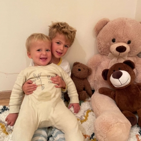 Evi, Gezin in Meise