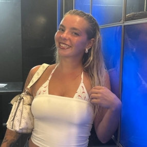 Maria, Babysitter à Grâce-Hollogne