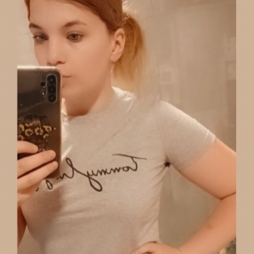 Jasmine, Babysitter à Sint-Lievens-Houtem