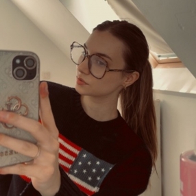 Yana, Babysit in Beringen