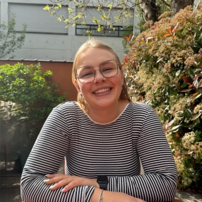 Lotte, Babysit in Gentbrugge