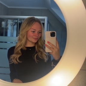 Xanthe, Babysit in Erpe-Mere