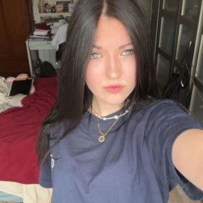 Alana, Babysitter in Antwerpen