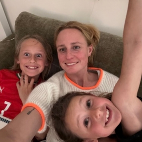 Kylie, Gezin in Zoersel