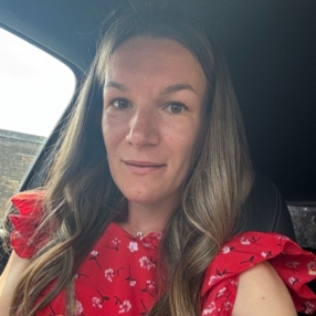 evelyn, Babysitter à Diksmuide