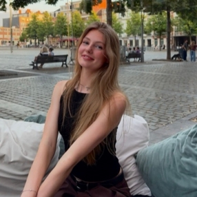 Zoë, Babysit in Lier