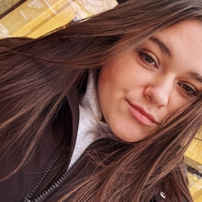 Megane, Babysitter à Ninove