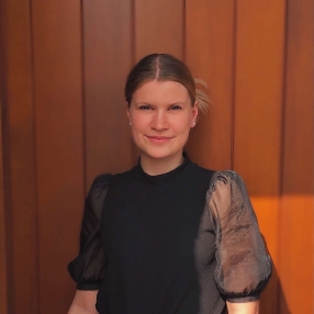 Elke, Babysit in Lanaken