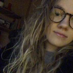 Femke, Babysitter à Londerzeel