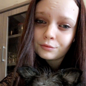 Shana, Babysitter in Dendermonde