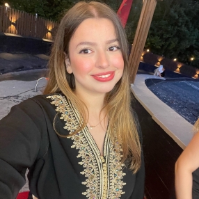 Myriam, Babysitter à Koekelberg