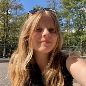 Anne, Babysit in Sint-Truiden