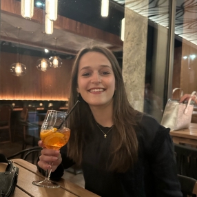 Celestine, Babysit in Waregem