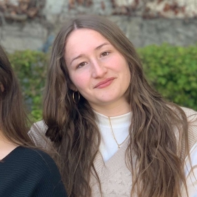 Logane, Babysitter à Zwevegem