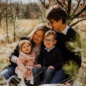 Laura, Gezin in Wuustwezel